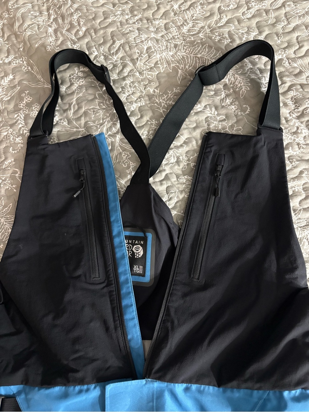 Mountain Hardwear Bright Blue Ski Bib with Black Logo - Picture 7 of 9